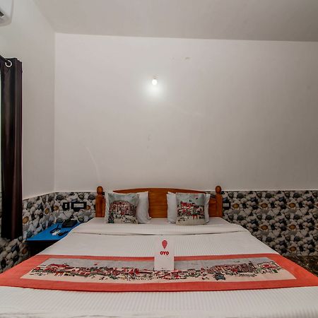 Oyo 10809 Hotel Tushar Inn Baga Exterior foto