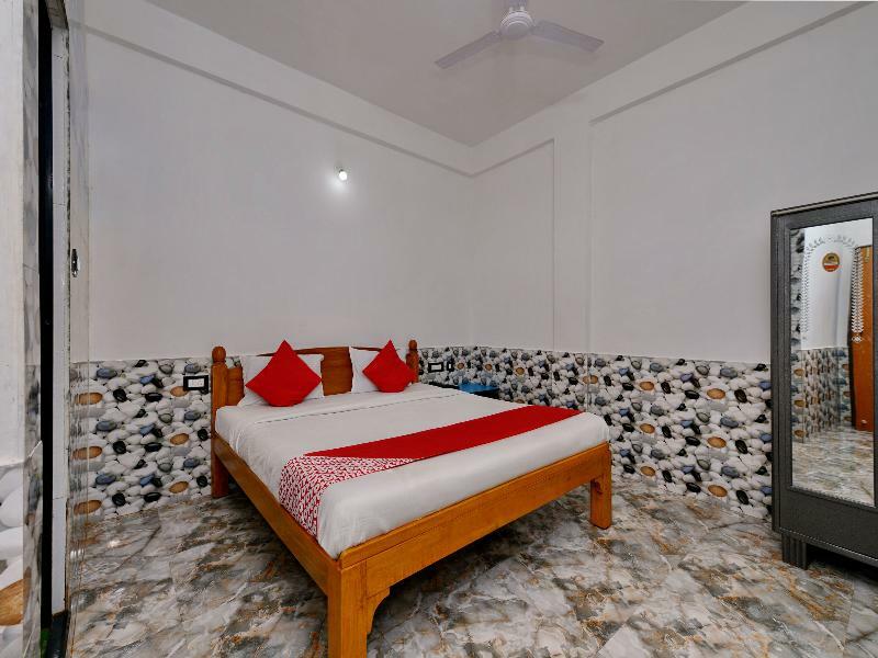 Oyo 10809 Hotel Tushar Inn Baga Exterior foto