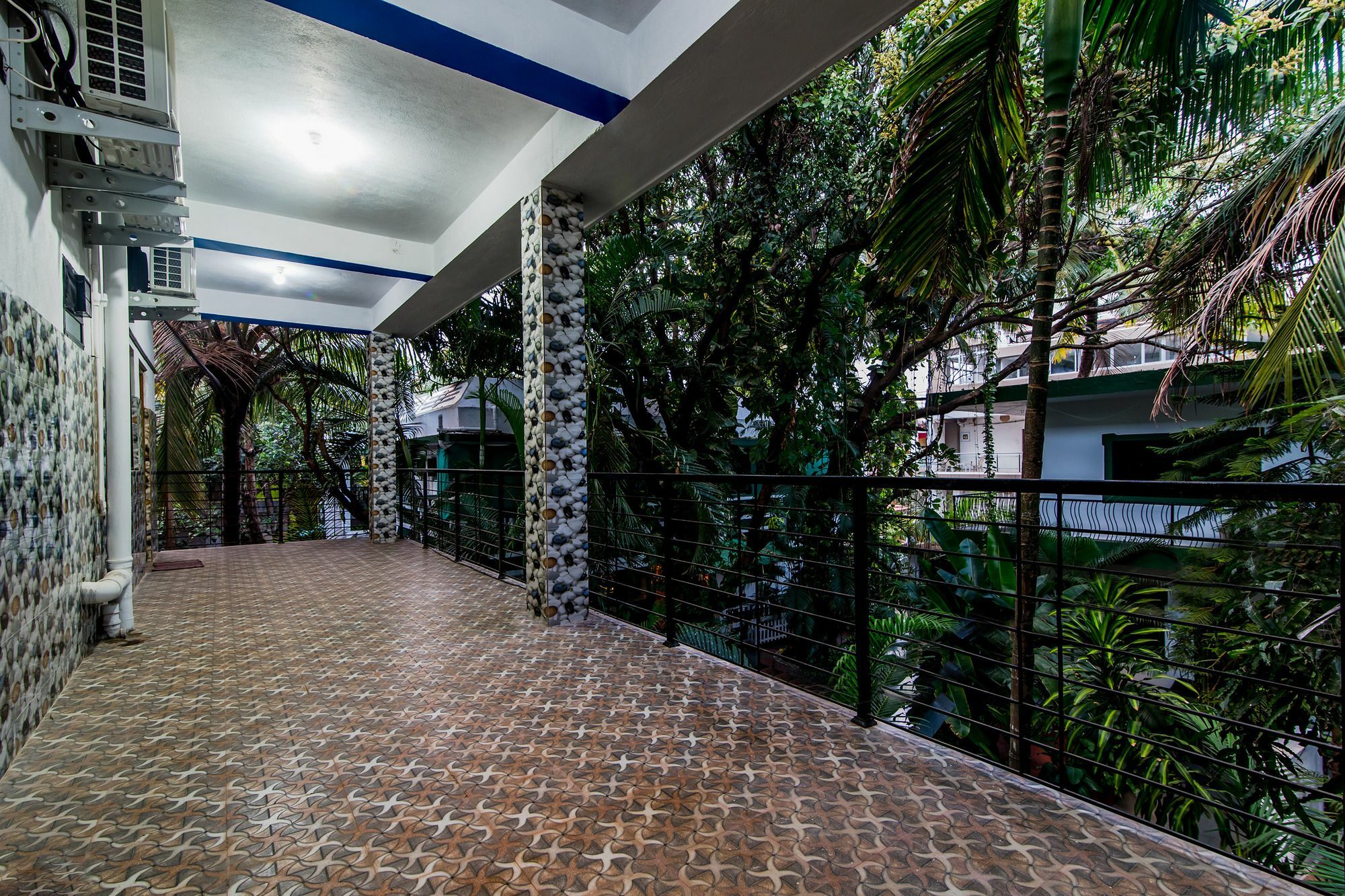 Oyo 10809 Hotel Tushar Inn Baga Exterior foto